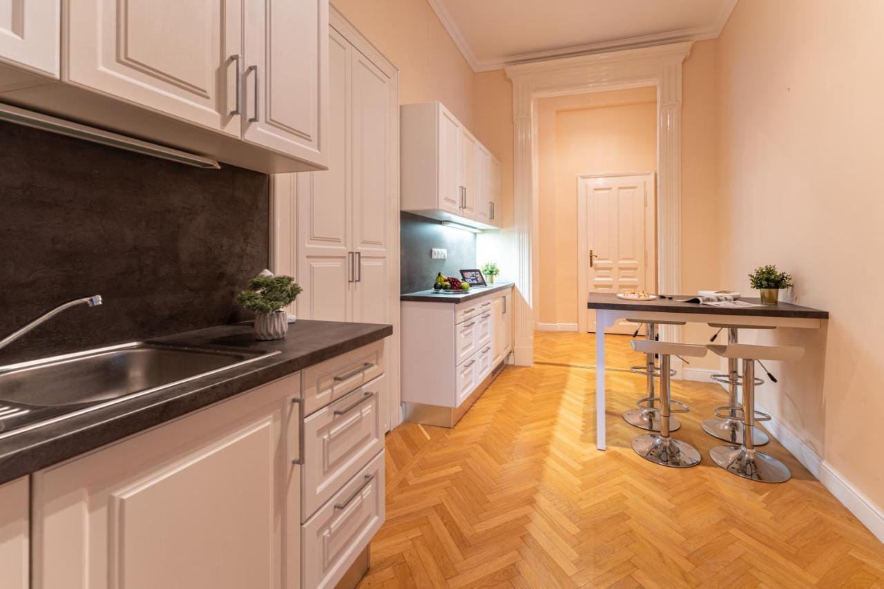 Matilda Luxury Suite Apartment Budapeszt Zewnętrze zdjęcie